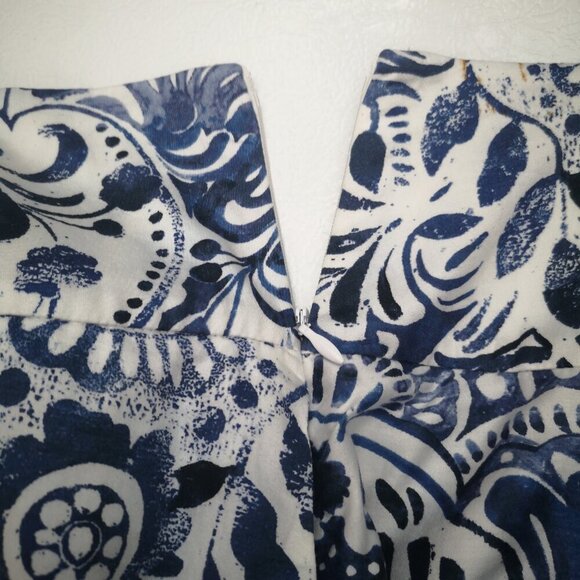 Lauren Ralph Lauren Ladies Size 14 Petite Blue & White Pattern Flared Skirt - Picture 5 of 9